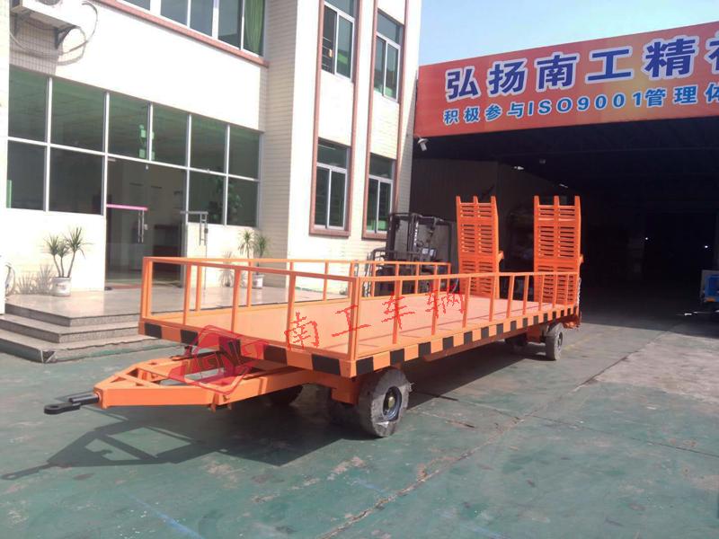 挖机 铲车 吊机用10吨全挂华亿手机平台-华亿（中国）