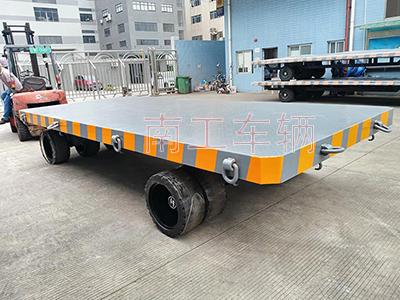 25吨重型华亿手机平台-华亿（中国） 重型牵引环工具拖车