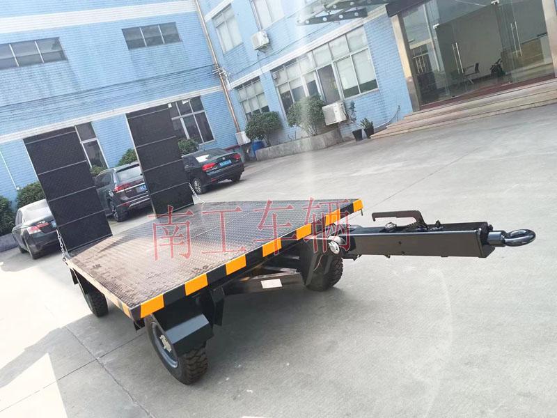 3吨带爬梯工业牵引华亿手机平台-华亿（中国）