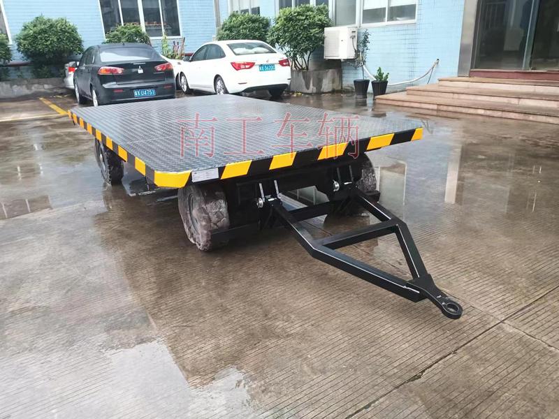 5吨无动力叉车牵引华亿手机平台-华亿（中国）