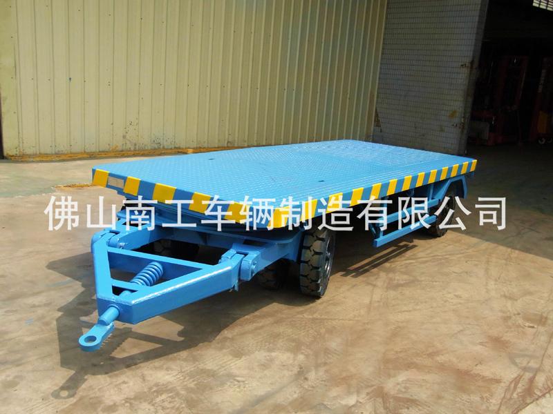 叉车牵引工业平板车 工厂车间周转用10吨华亿手机平台-华亿（中国）