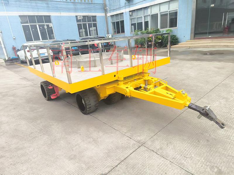 25吨重型华亿手机平台-华亿（中国） 带圆型不锈钢上装工具拖车