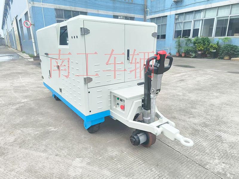 1.5吨电动厢式工具拖车 牵引两用华亿手机平台-华亿（中国）