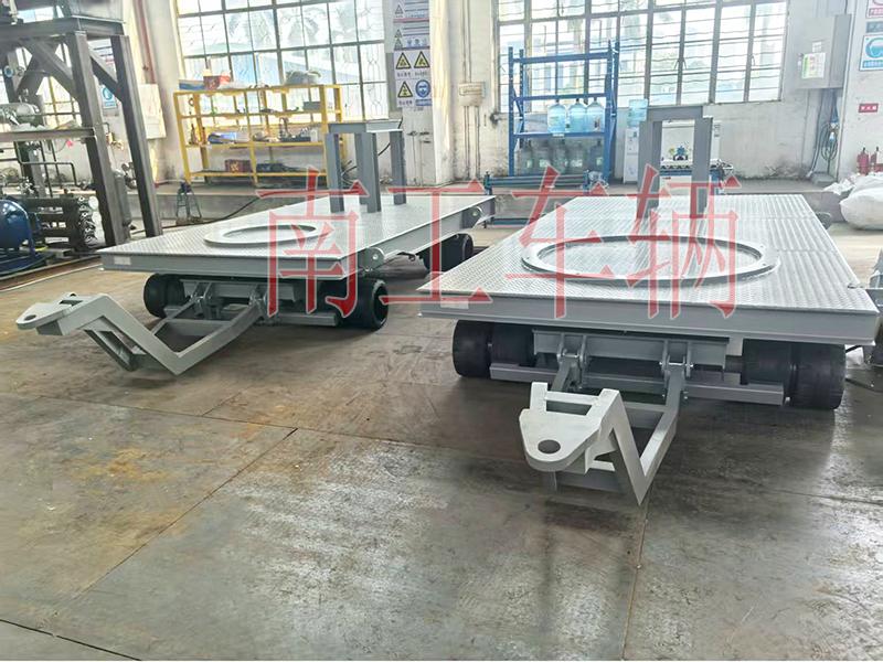 5吨牵引华亿手机平台-华亿（中国） 带上装架工具拖车