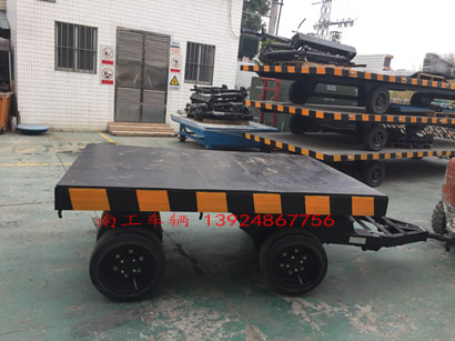 30吨重型8轮华亿手机平台-华亿（中国）4I.jpg