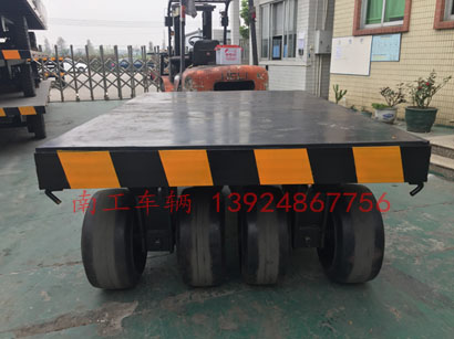 30吨重型8轮华亿手机平台-华亿（中国）1I.jpg