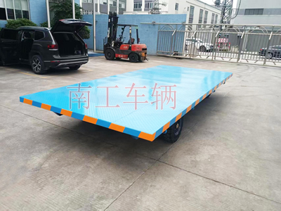 6吨无动力牵引华亿手机平台-华亿（中国）1I.jpg