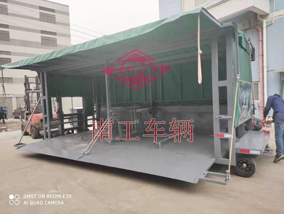 1684572119761536.jpg 升降雨篷华亿手机平台-华亿(中国)3I.jpg