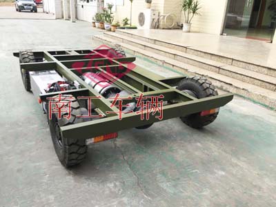 1.5吨电动手动华亿手机平台-华亿（中国）底盘2I.jpg