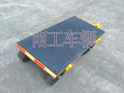 2吨小型华亿手机平台-华亿（中国）带胶垫2I.jpg