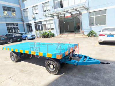 20吨重型华亿手机平台-华亿（中国）蓝色1I.jpg