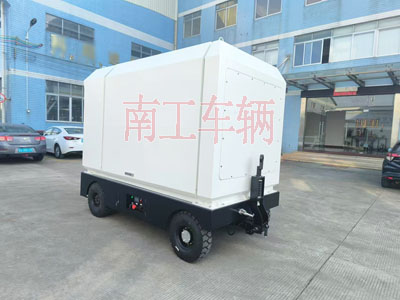 1725948955879166.jpg 2吨电动华亿手机平台-华亿(中国) 飞翼箱式工具拖车2I.jpg