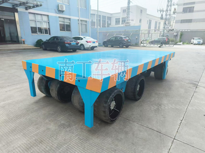 40吨重型华亿手机平台-华亿（中国） 无动力牵引全挂工具拖车2I.jpg