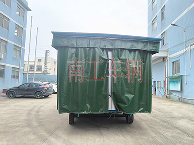 5吨雨篷拖车 牵引华亿手机平台-华亿（中国）3I.jpg