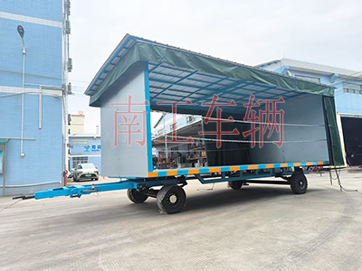 5吨雨篷拖车 牵引华亿手机平台-华亿（中国）4I.jpg