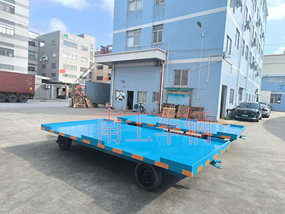1762741025765286.jpg 4吨牵引华亿手机平台-华亿(中国) 全挂式工具拖车3I.jpg