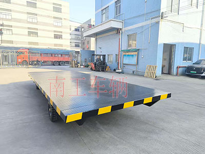8吨牵引华亿手机平台-华亿（中国） 工业用工具拖车无动力3I.jpg